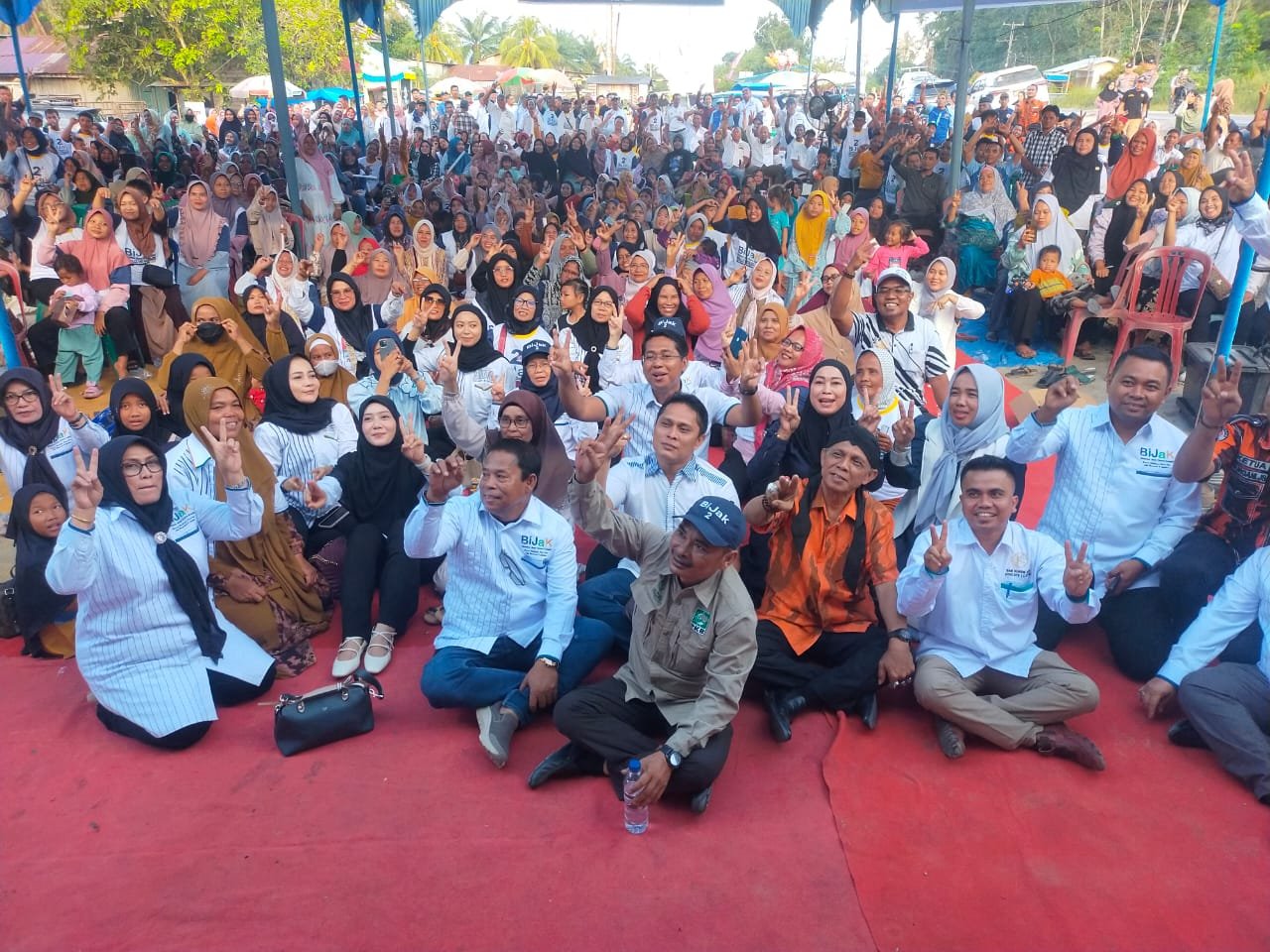 Warga Pematang Padang, Ujung Tanjung Dalam Kampanye Dialogis, Bersorak Menangkan H. Bistamam dan Jhony Charles.