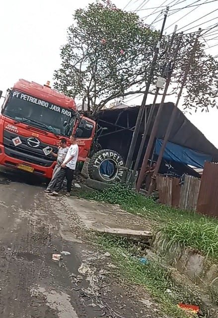 Supir truk BBM Pertamina diduga bekerja sama dengan mafia minyak berinisial DN