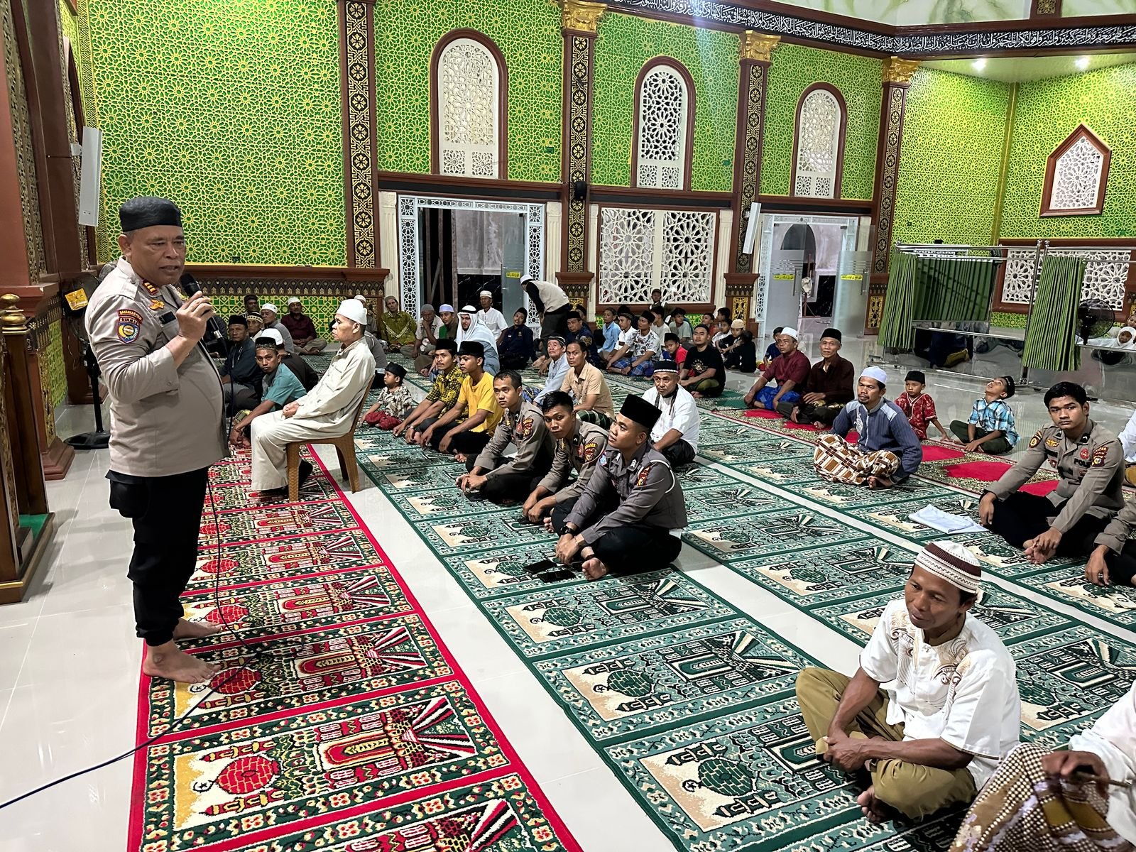 Safari Ramadhan Polres Rokan Hilir di Masjid Nurul Iman Banjar XII, AKBP Isa Imam Syahroni: Wujud Kepedulian terhadap Masyarakat