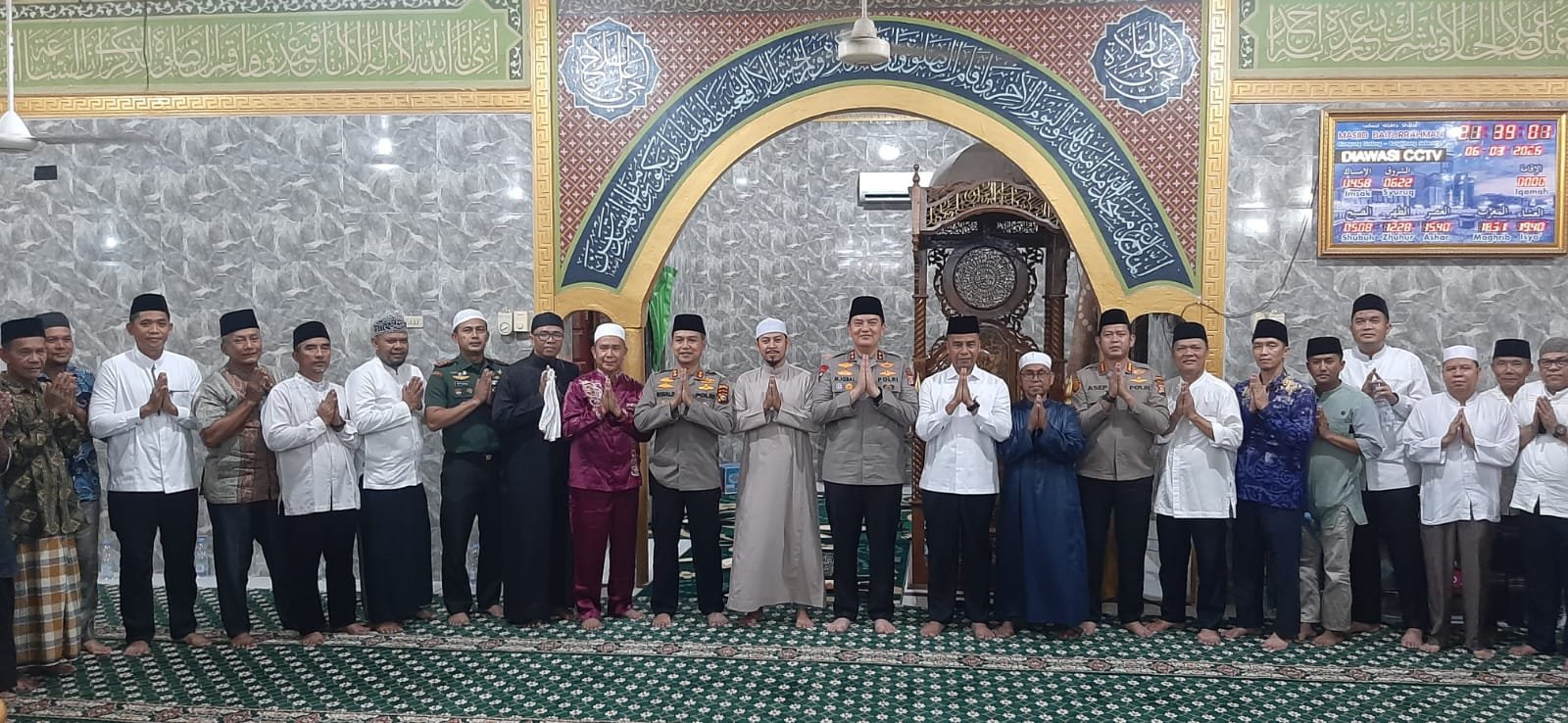 Kapolda Riau Irjen Gelar Safari Ramadan di Masjid Baiturrahman Kampung Bupati Kampar