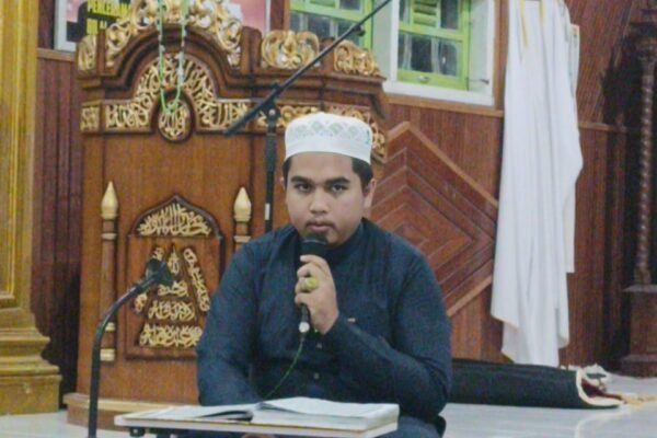 Wujud Kedekatan Polri dengan Masyarakat, Polsek Pujud Polres Rohil Bersamai Acara Peringatan Nuzul Quran Ramadhan 1446.H